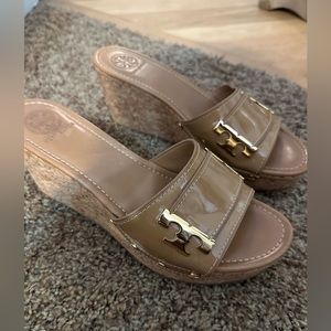 size 11 tory burch wedge sandals